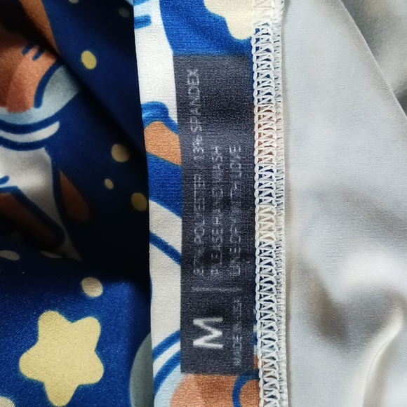 Look Human otter astronaut in space women's Leggings size Medium - Picture 5 of 6